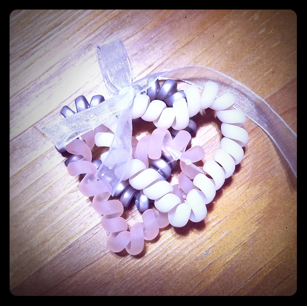 Ann Taylor Heart Shaped Ponytail Holders